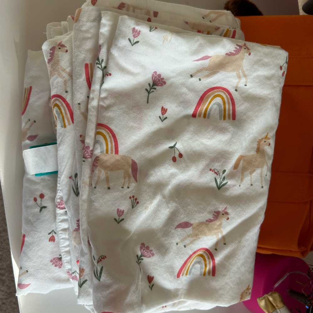 Twin cotton pillowfort unicorn sheets